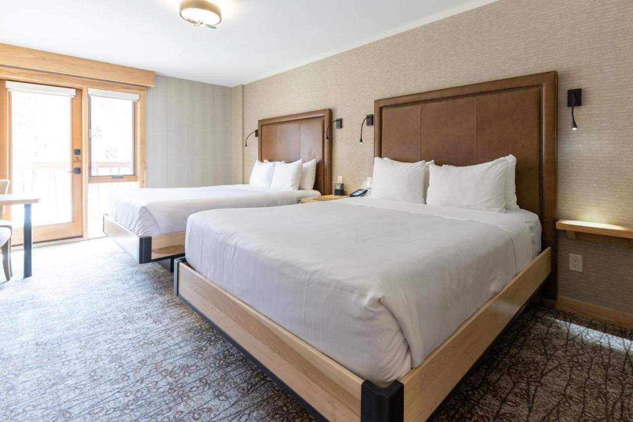 Moose Hotel And Suites Banff Buitenkant foto
